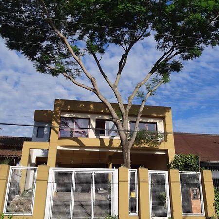 Hostel Casa Grande Порту-Алегри Экстерьер фото