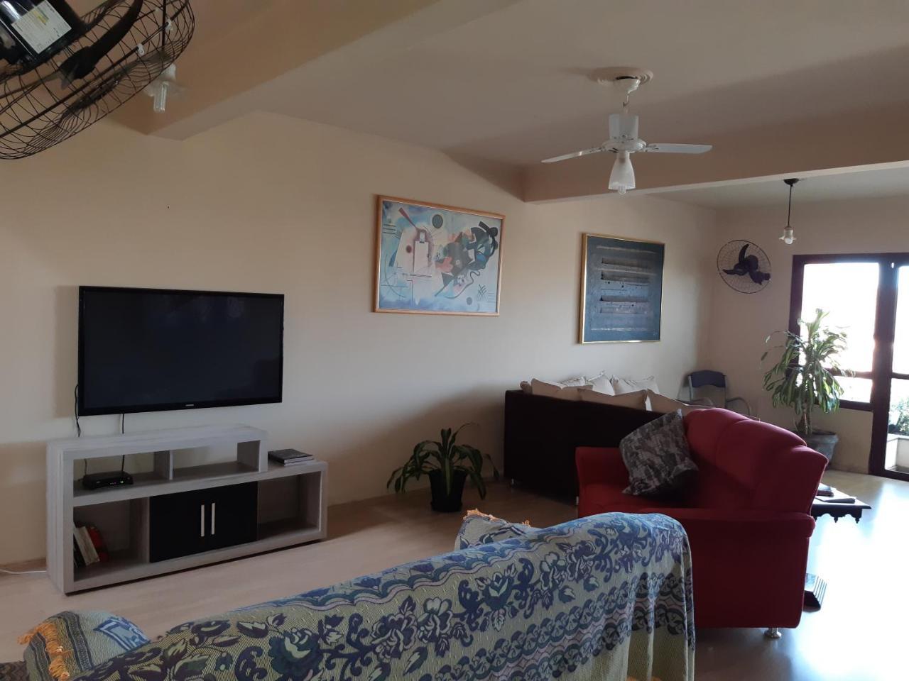 Hostel Casa Grande Порту-Алегри Экстерьер фото